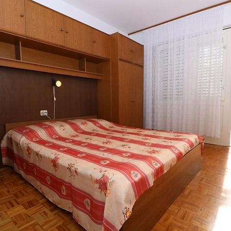 Apartments Magasic With Terrace 바슈카 외부 사진